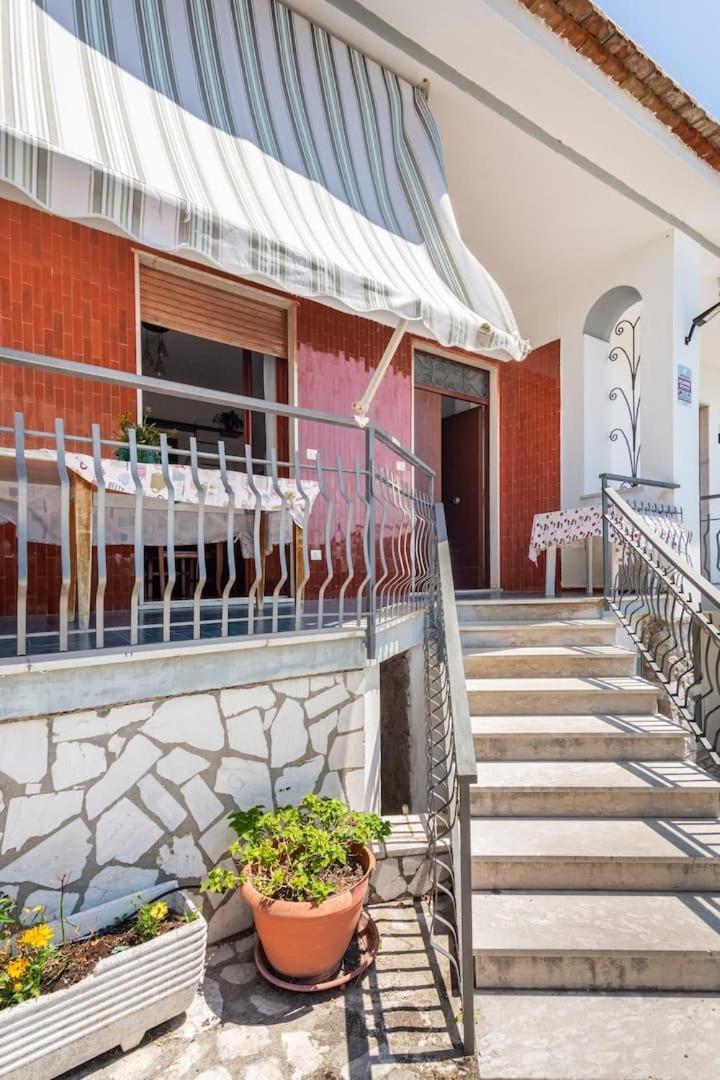 Guesthouseminturnoit Lucia Sparagna Exterior photo