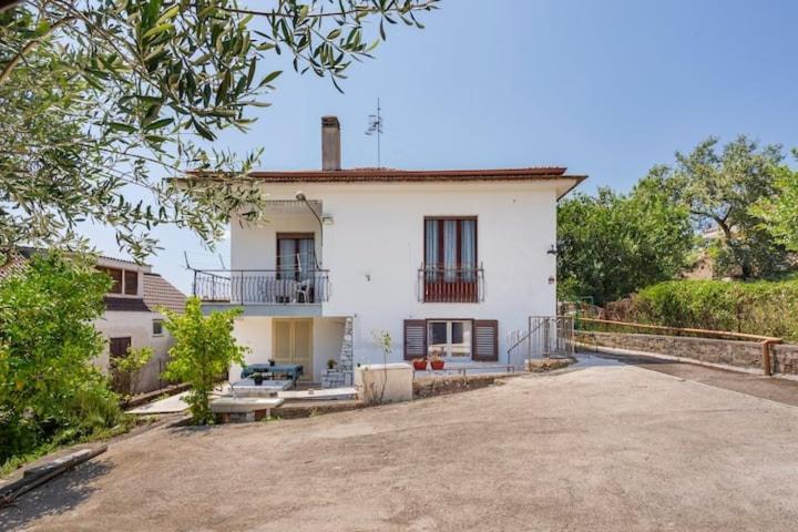 Guesthouseminturnoit Lucia Sparagna Exterior photo